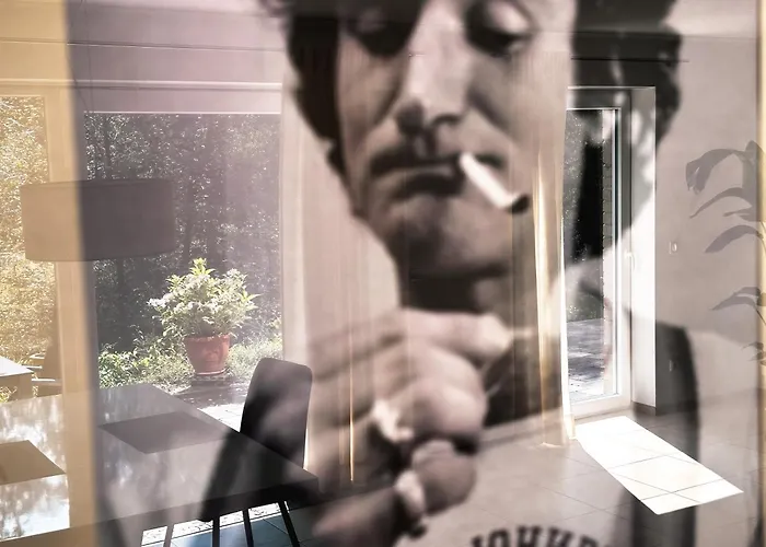 Charging Station Woffelsbach דירה *